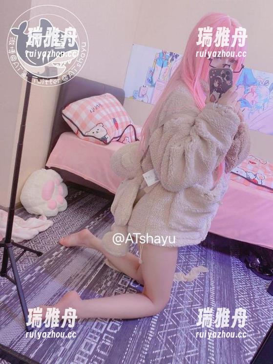 免费欣赏AT鲨的粉色作品，不看真的亏大了！