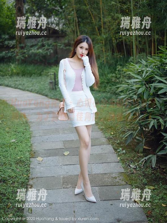 HuaYang花漾 - 心妍小公主的豹纹套图精选：为了狩猎最佳角度，我也是拼了！