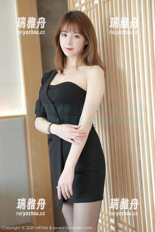 MFStar模范学院-李颖煊baby MFStar模范学院 - 李颖煊baby:无圣光的天台,图片里藏着很多未说完的故事