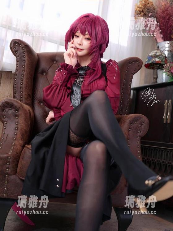 Machi马吉 在Machi马吉的写真世界里,温柔到连云朵都想加入!