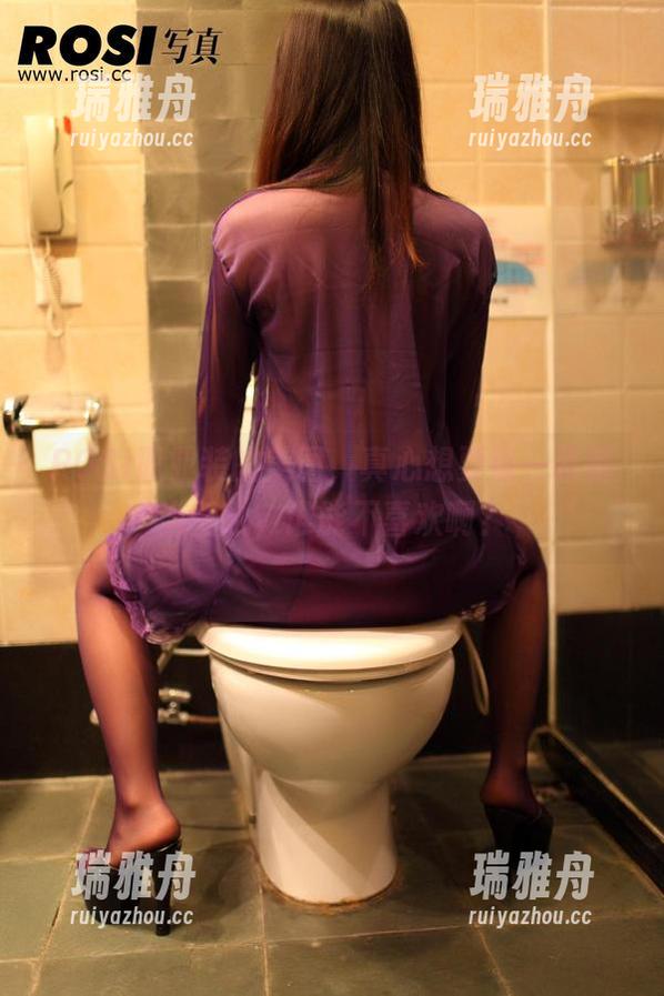 ROSI写真 ROSI职业装的美图,真心想要每一张都当壁纸,谁能不喜欢啊?