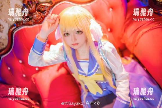 Sayako＿今年4岁带你走进凑阿库娅的写真奇幻之旅