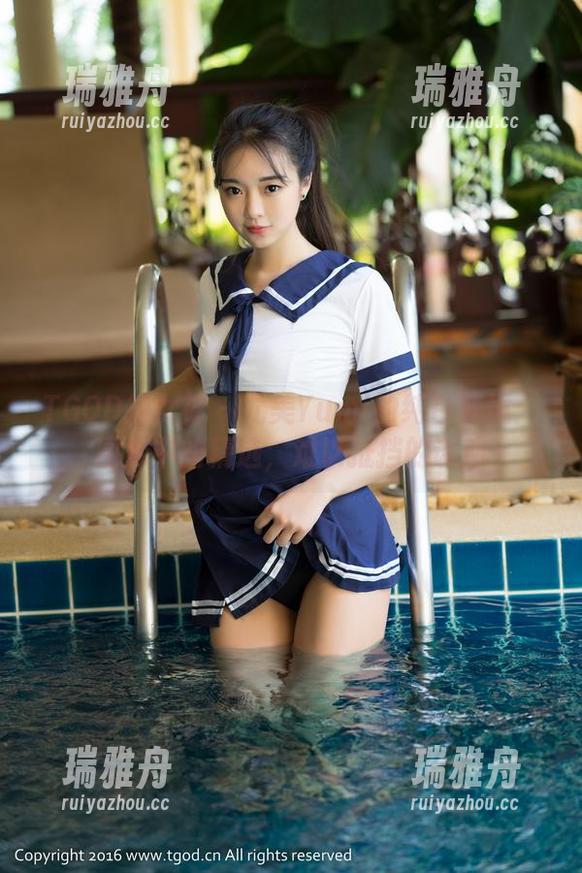 TGOD推女神-尤美Yumi TGOD推女神 - 尤美Yumi的纯白梦境:图库中的精选,难以抵挡的诱惑