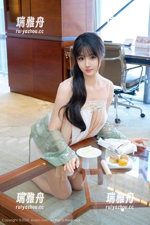 Xiuren秀人网 - 私房风暴来袭，UU阿文的少女原图让你心动不已！