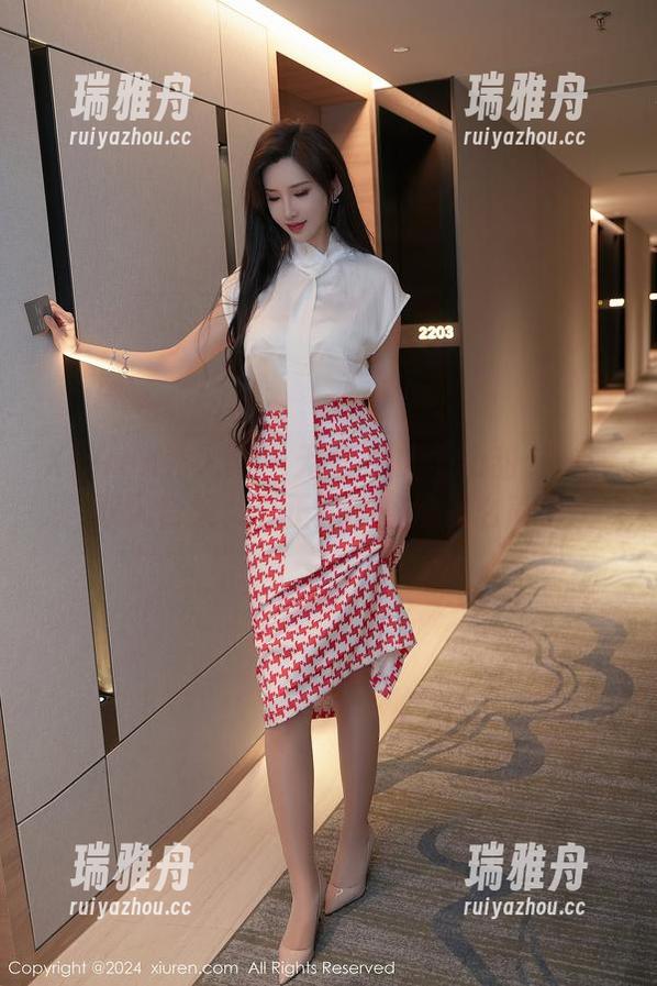 Xiuren秀人网 - 无圣光的tina甜仔——双人合集，真正的甜蜜没那么简单