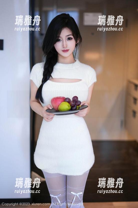 Xiuren秀人网 - 卓芷伊EricA，点个赞！用美图向女王致敬，谁敢不服？
