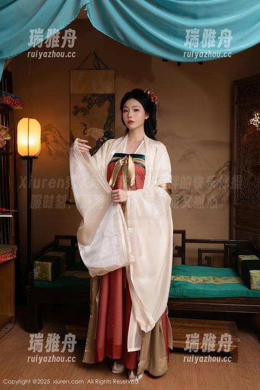 Xiuren秀人网-菲菲吃不胖 Xiuren秀人网 - 菲菲吃不胖的快乐体操服时刻:原图照片,简单而又抓心。