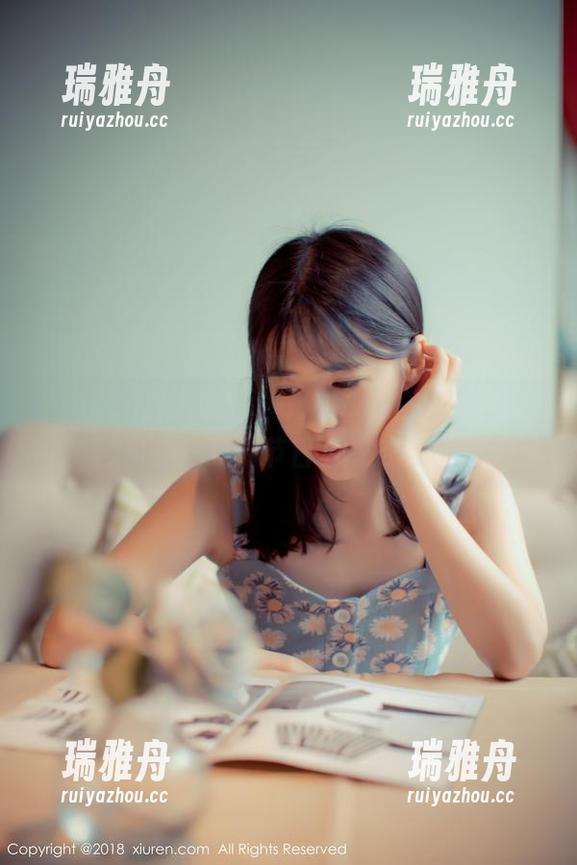 Xiuren秀人网 - 黄婧GIGI的圣诞美图，简直是我的节日梦想成真！