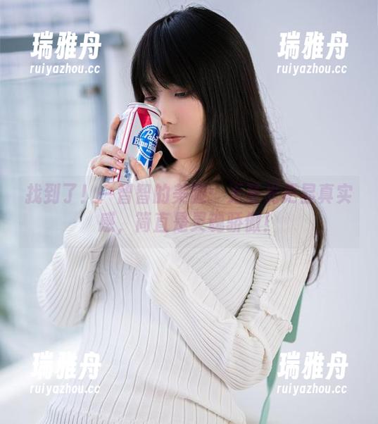 找到了！一智智的美腿：无圣光更显真实感，简直是灵魂骄傲！