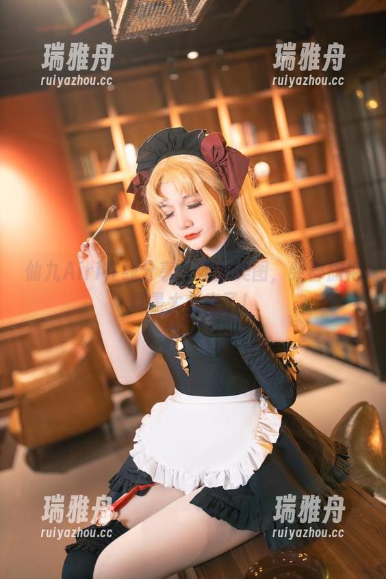 仙九Airi 仙九Airi在线分享:如此美图,柴郡旗袍真是太会穿了!
