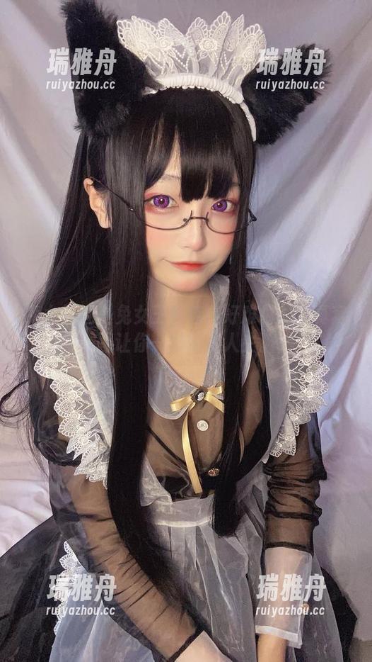 兔女郎还是兔女王？佳佳好难啊的写真套图让你一秒怀疑人生。