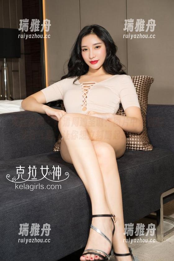 克拉女神-周迪 克拉女神 - 高清周迪圣诞:图片中满溢的节日气息,让你想立刻蹦起来跳舞!