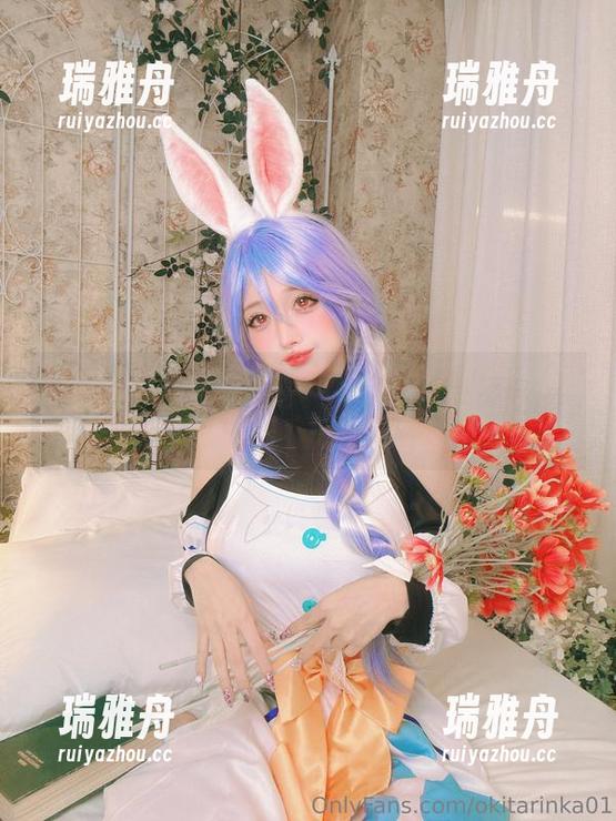 看！冲田凛花rinka的护士图包更新，心情也跟着轻盈起来