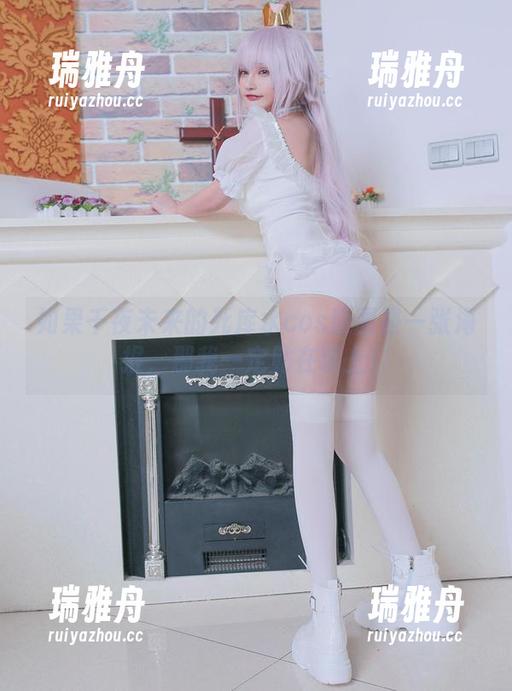 如果千夜未来的死库水cos原图是一张海报，那我一定贴在墙上！