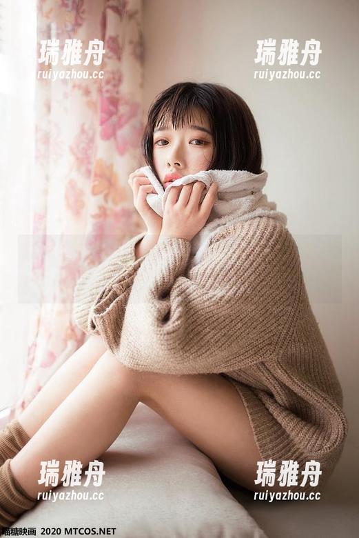 学妹其实是个小撩人！喵糖映画写真套图，水手服背后的故事。