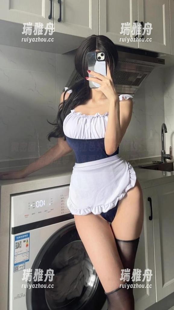 女刺客 微密圈 - 女刺客的红色奔驰车集锦:图集背后的故事,资源让你乐翻天!