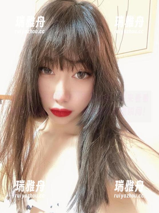 小猫咪ck 微密圈 - 校服的魅力无处不在,快来看看最新小猫咪ck图集,满满都是心动瞬间!