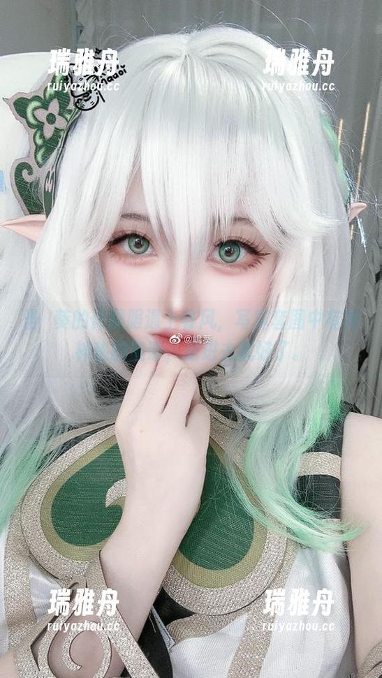 嶋葵 当嶋葵的体操服遇上春风,写真套图中有种神秘的邀请,走进去就好了。