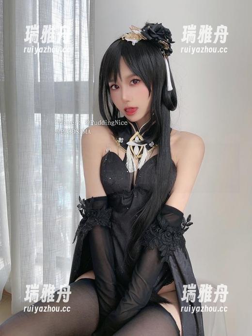 沉醉在布丁大法的“豆沙乳”写真中，仿佛时间都停止了。