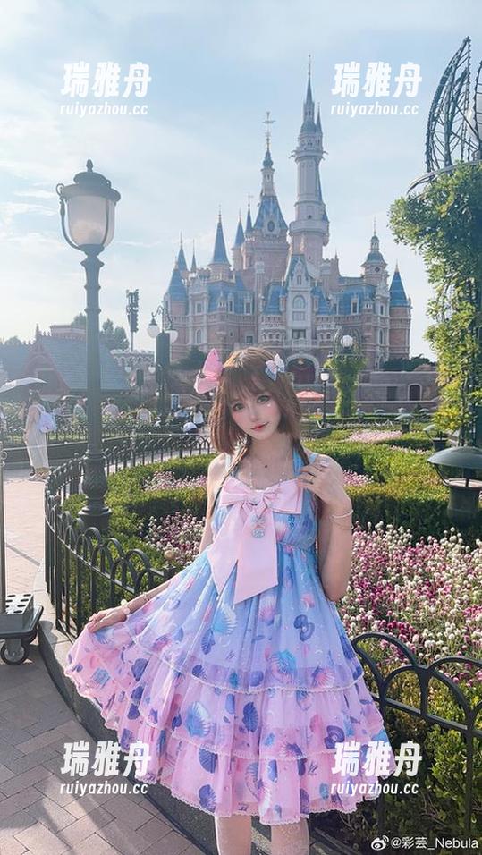 彩芸_Nebula 彩芸_Nebula水手服最新套图:不仅是视觉享受,还能当防晒霜的一部分。