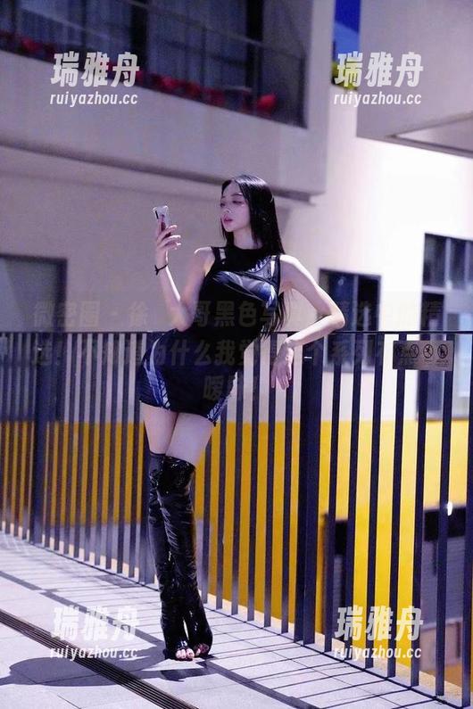 徐珺大哥 微密圈 - 徐珺大哥黑色写真,精选中的精选!不知道为什么我觉得这个系列有点小暧昧!