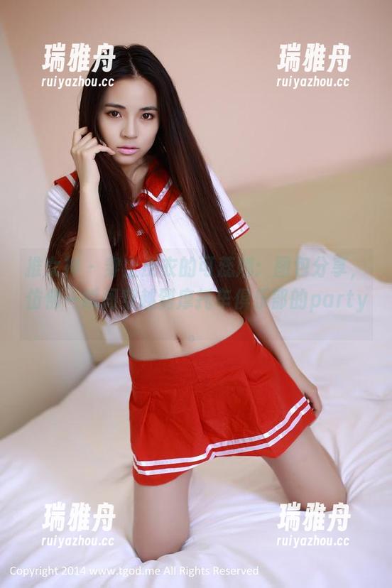 推女神 - 穿上皮衣的可蕊娜：图包分享，仿佛一瞬间穿越到摩托车俱乐部的party。
