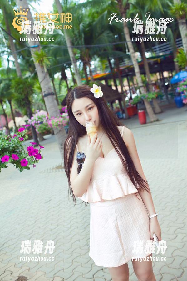 推女神 - 苏糯米原图更新，双人照片中的氛围竟然让我思绪万千！