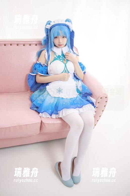 森萝财团 森萝财团热辣新作:白丝少女,不只会玩手机!
