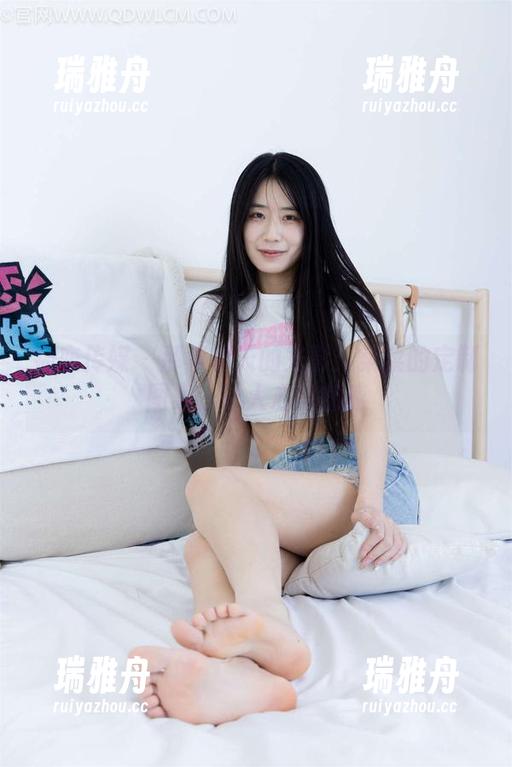 物恋传媒 - 那年夏天的光影：菜菜的定制图集，让人心跳加速