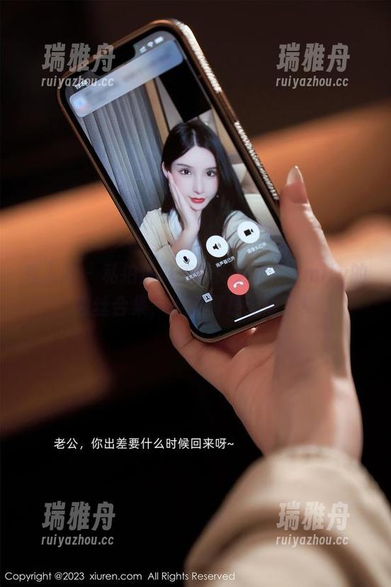 秀人网 - 私拍狼群来袭：大琪琪Emily的肉丝合集，这波真是无敌了！