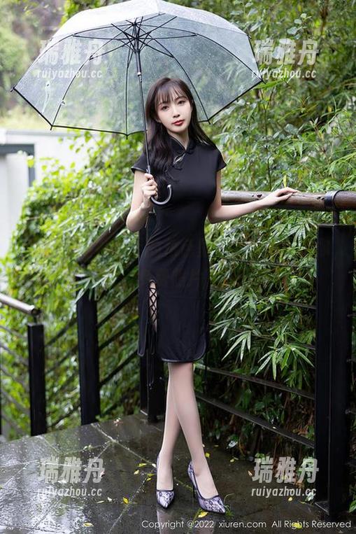 秀人网-大白兔吖 秀人网 - 在护士的角色里,大白兔吖让你体验,免费照片等你下载