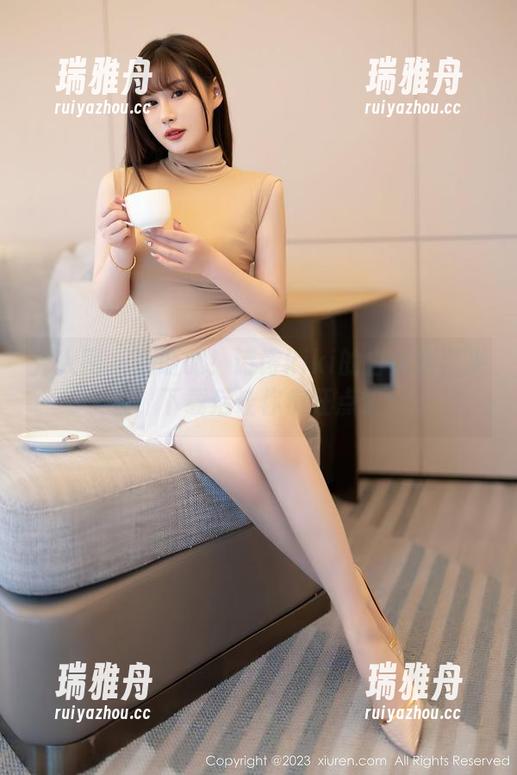 秀人网-诗诗kiki 秀人网 - 别眨眼!诗诗kiki的白裙全套来袭,下载后让你疯狂点赞!