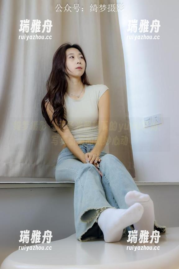 绮梦摄影 - 无圣光照耀下的yuuu学姐：写真引发的微妙心动