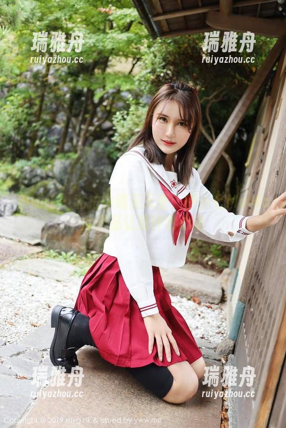 美媛馆-伊小七MoMo 美媛馆 - 私拍中遇见天使:伊小七MoMo的作品让我怦然心动
