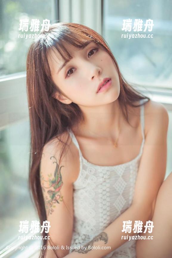 菠萝社-猫九酱Sakura 菠萝社 - 全集打开!猫九酱Sakura蕾丝的原图,让我怀疑人生的每个细节