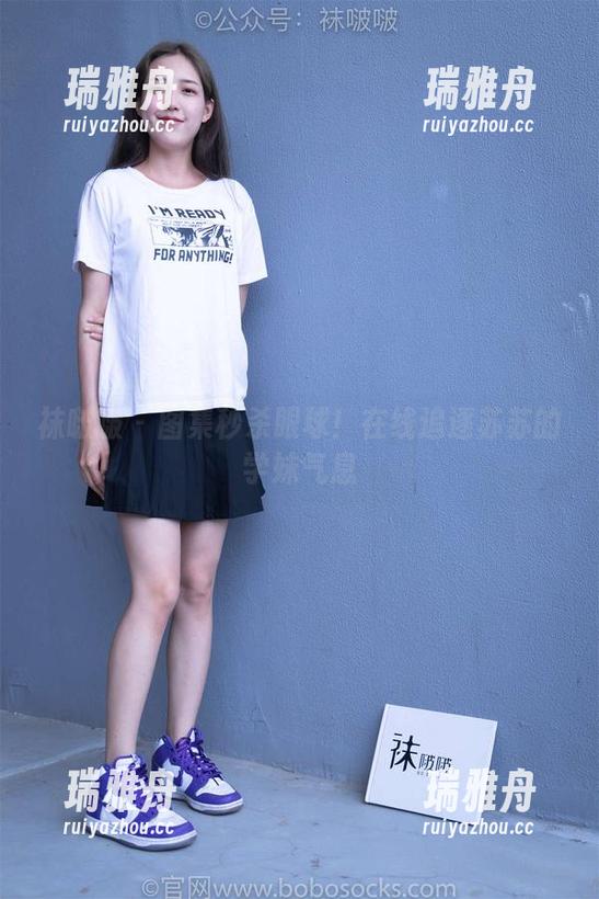 袜啵啵 - 图集秒杀眼球！在线追逐苏苏的学妹气息