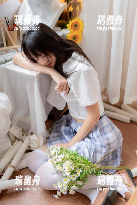 西呱呀呀呀 嘿,西呱呀呀呀来啦!全新御姐合集更新,快来一探究竟!