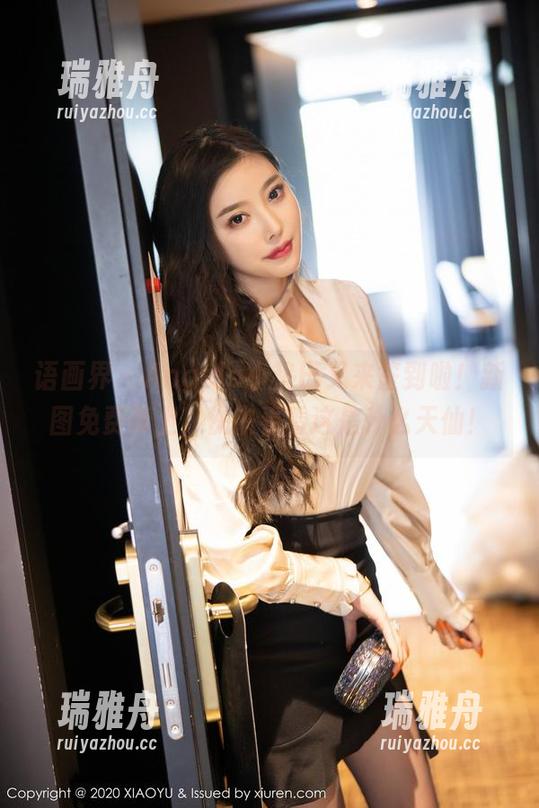 语画界 - Angela小热巴又来签到啦！新图免费奉上，快来看看这是什么天仙！