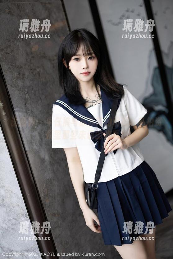 语画界-苏苏阿 语画界 - 牛仔裤与苏苏阿的阴影:私拍资源里那些未说的故事!