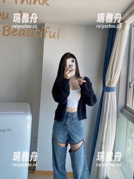 软妹小九九 微密圈 - 软妹小九九的咖色诱惑:美图与幽默一锅煮,别说我没提醒!